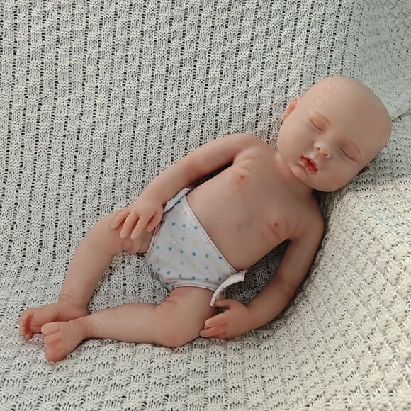 45cm Sleeping Full Platinum Silicone Reborn Baby Dolls Newborn Girl 5.94lbs Baby - Picture 6 of 15